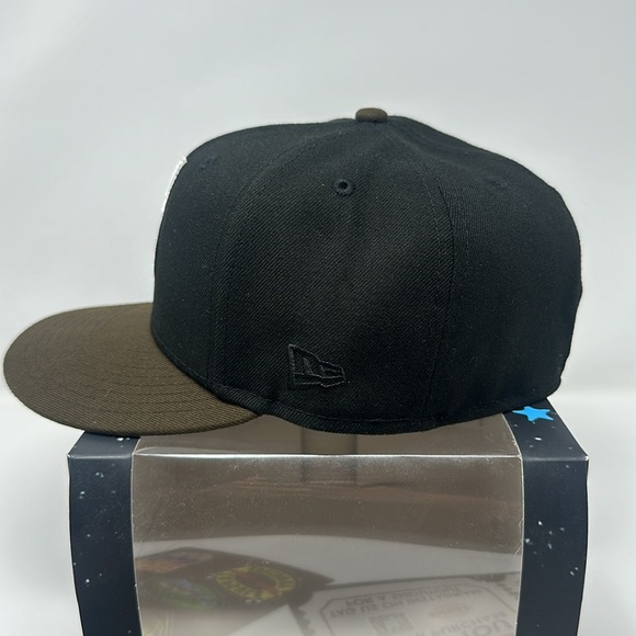 Capsule Hats Seattle Mariners Black/Brown/Lavender Fitted Hat Size 7 3/8 - Picture 5 of 9